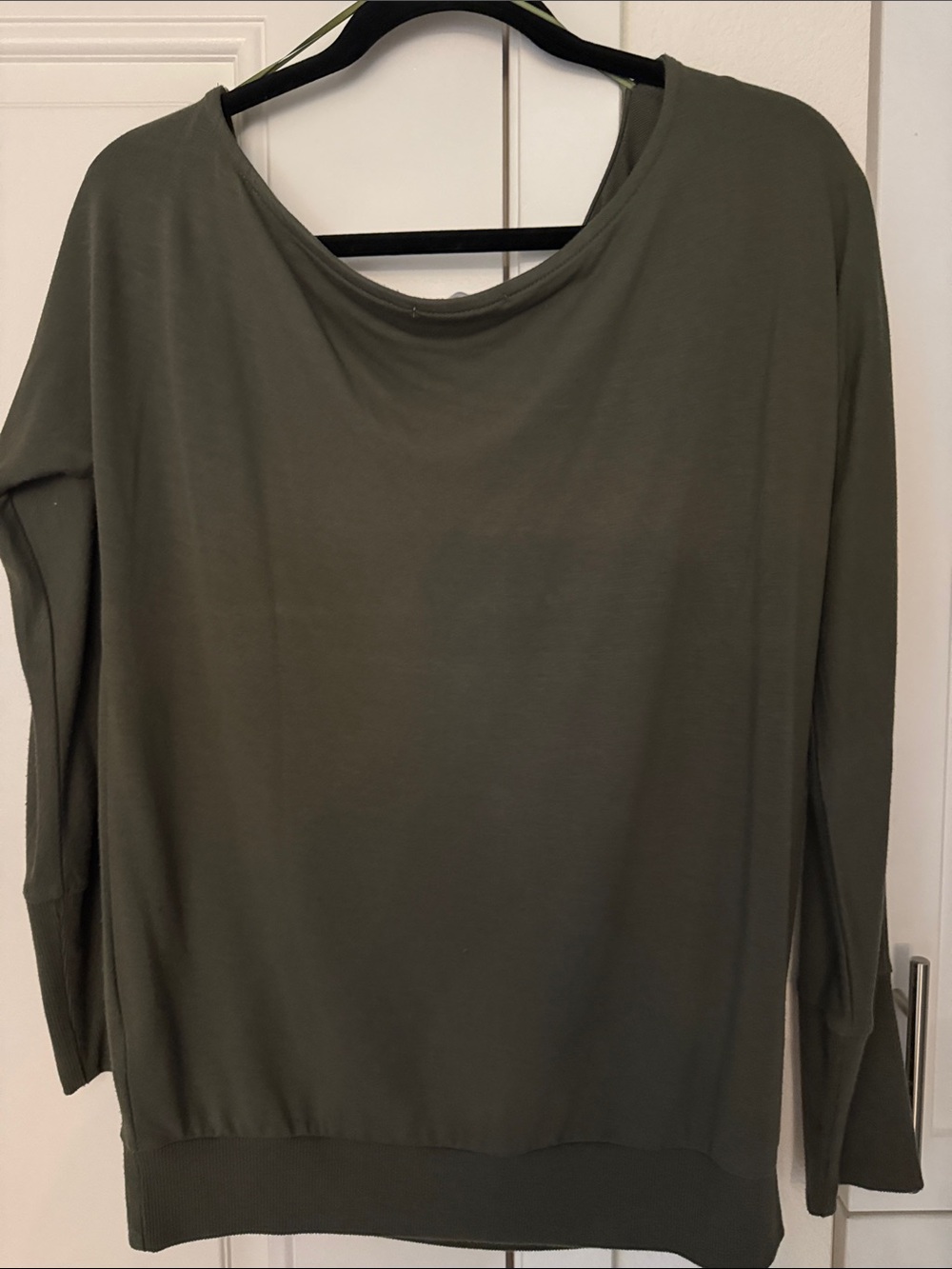 Olive & Oak Olive Green Long Sleeve Draped Neck Top - Picture 2 of 5